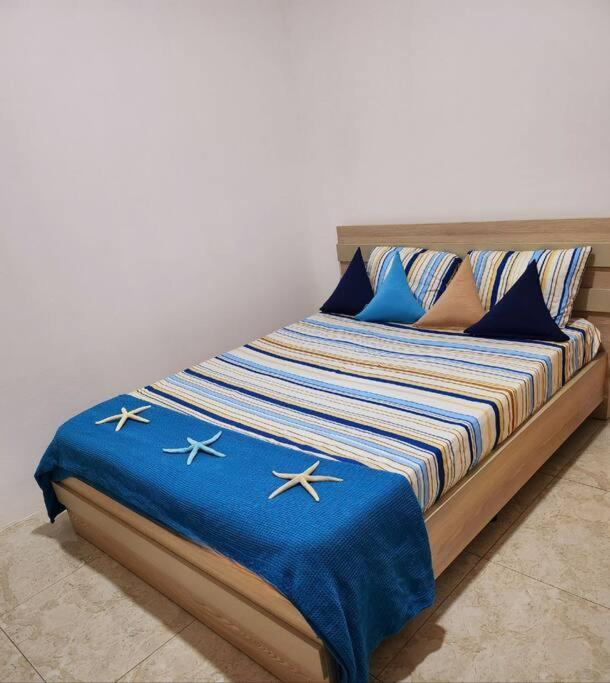 Kot Nu - Beach Themed Apartment - 3 Mins Walk From The Sea Flic-en-Flacq 외부 사진