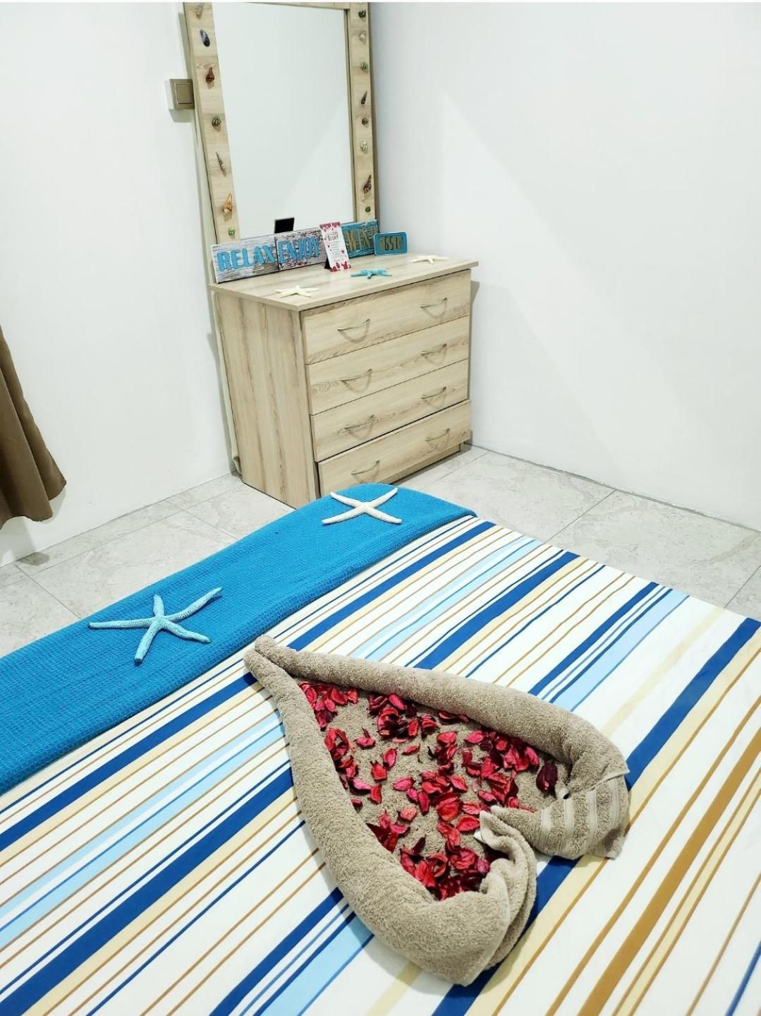 Kot Nu - Beach Themed Apartment - 3 Mins Walk From The Sea Flic-en-Flacq 외부 사진